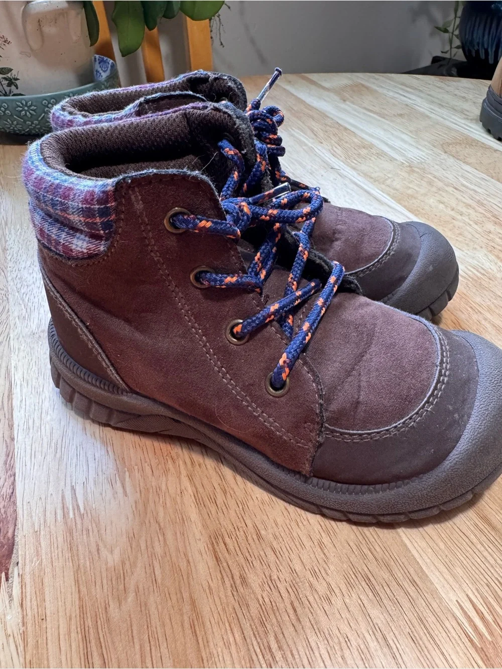 OshKosh B'gosh Brown Suede Kids Boots with Blue and Orange Laces